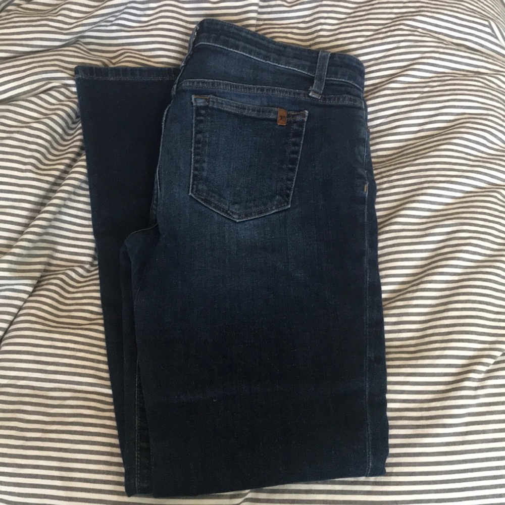 Women’s Jeans (Joes)  straight leg